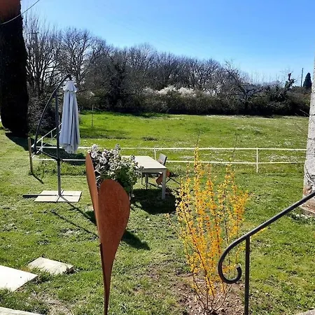 Rcs, Maison De Caractere Dans Cadre Bucolique
