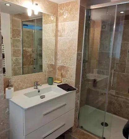 בית נופש Rcs, Maison De Caractere Dans Cadre Bucolique Montaigu-de-Quercy